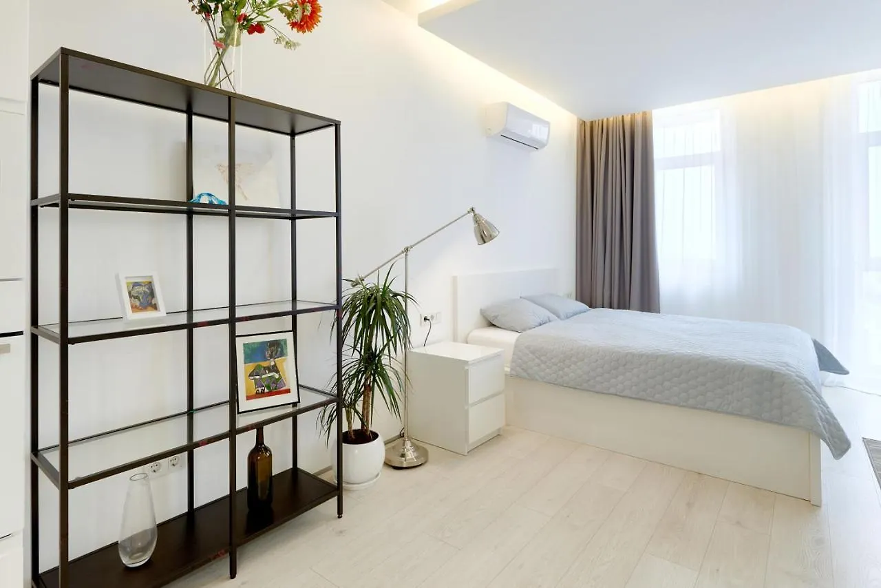 Стильні Апартаменти Із Казковим Краєвидом Та Світлом Kiev Appartement